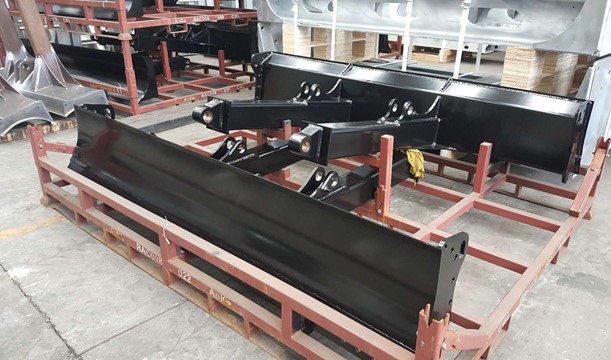 推（tuī）鏟（chǎn）